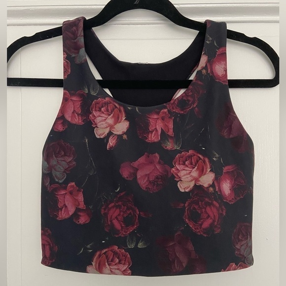 Tops - Red/Pink Roses and Black Reversible Racerback Workout Highneck Tank Size Small
